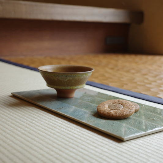 新見麻紗子個展「釉薬の詩」オリジナル作品　紺屋灰長板皿　36種の青